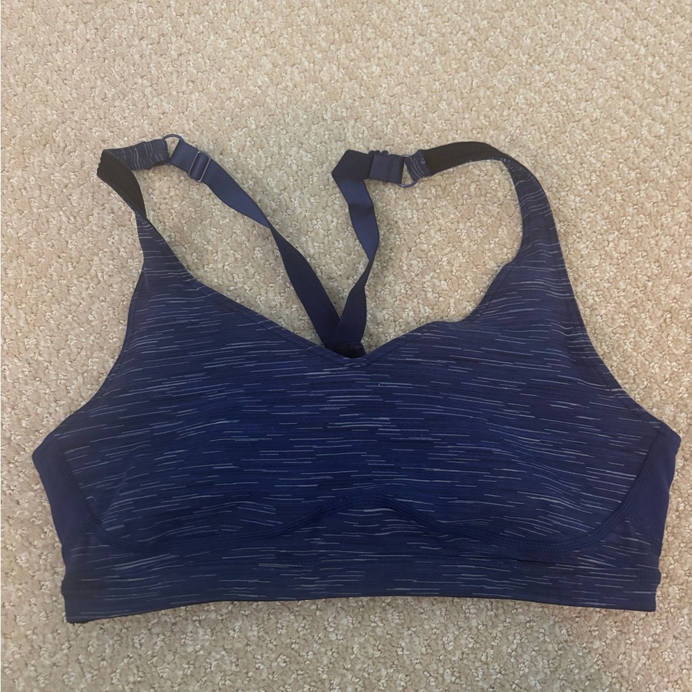 Iucy activewear sports bra